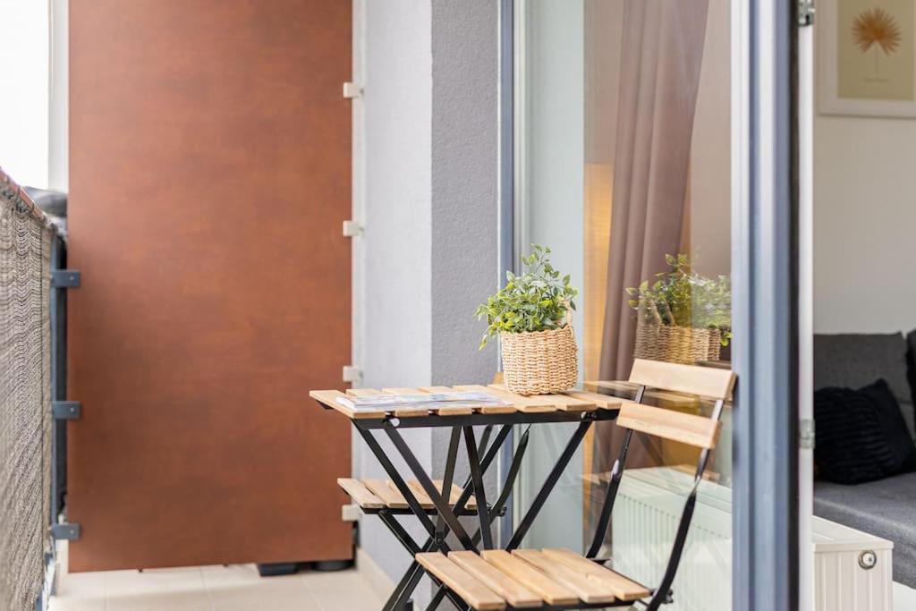 Cityscape Oasis: Active Studio Heaven Bratislava Exterior foto